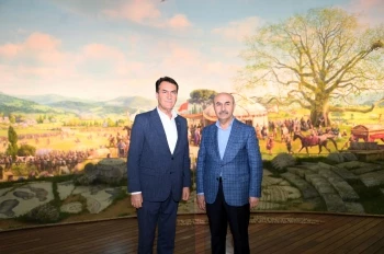 Vali Demirtaş’tan Fetih Müzesi’ne Ziyaret