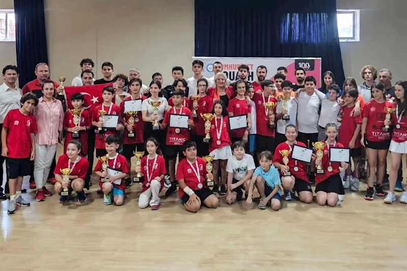 Cumhuriyet Squash Turnuvası’na büyük ilgi