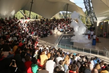 100.YIL GÖSTERİLERİNE BÜYÜK İLGİ