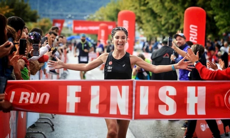 Özlem Işık, Bursa’da Zirvenin Sahibi Oldu
