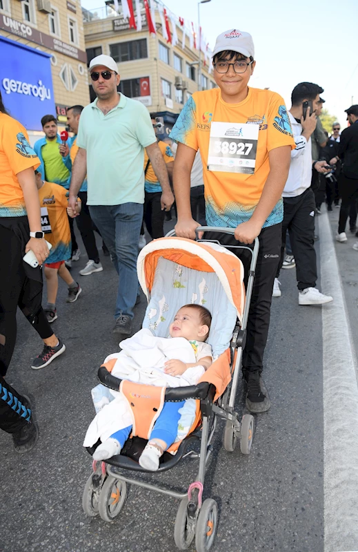 Spor Şehri Kayseri’nin Uluslararası Yarı Maratonu’na ‘İlk’ler Damga Vurdu