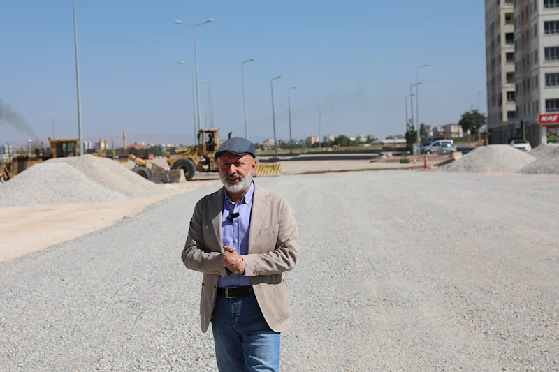 BAŞKAN ÇOLAKBAYRAKDAR, “KAYSERİ’NİN TRAFİĞİNİ RAHATLATACAK 50 METRE GENİŞLİĞİNDE YENİ BULVAR KAZANDIRIYORUZ”