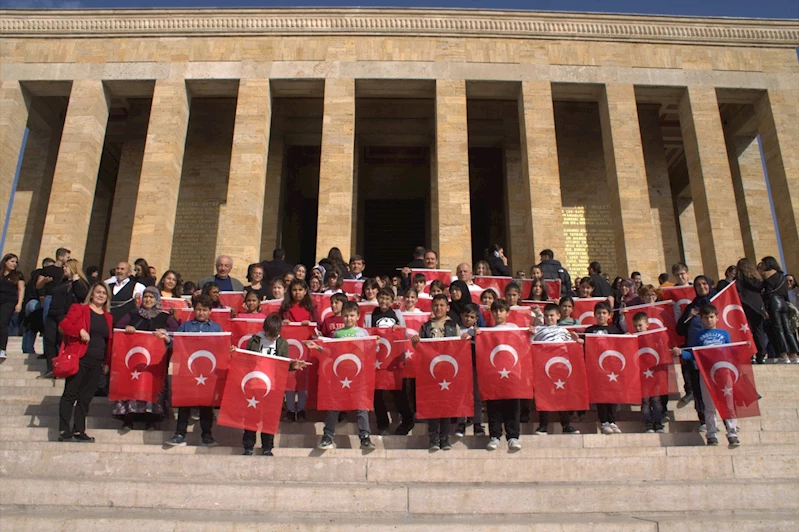 Sevgi Seli Çankırı’dan Anıtkabir’e Uzandı