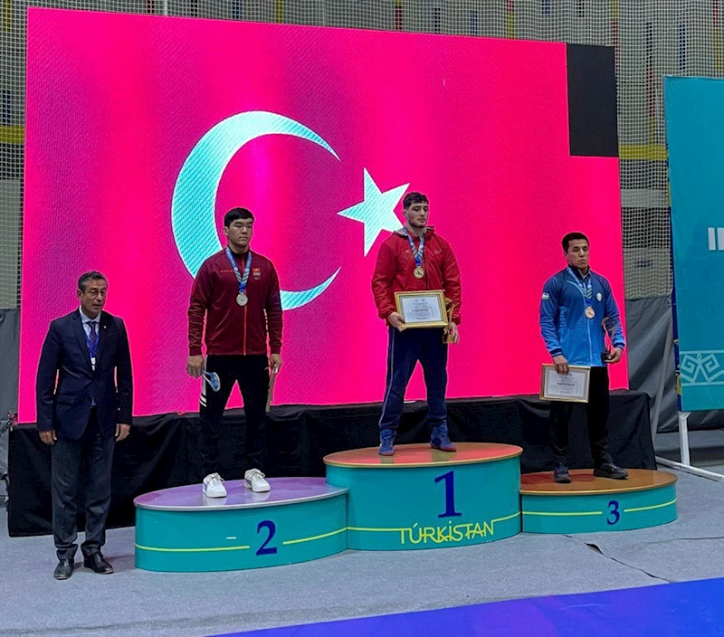 Büyükşehir sporcusundan Kazakistan’da Milli gurur