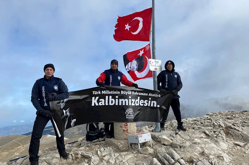 Ata’yı Uludağ’ın zirvesinde andılar