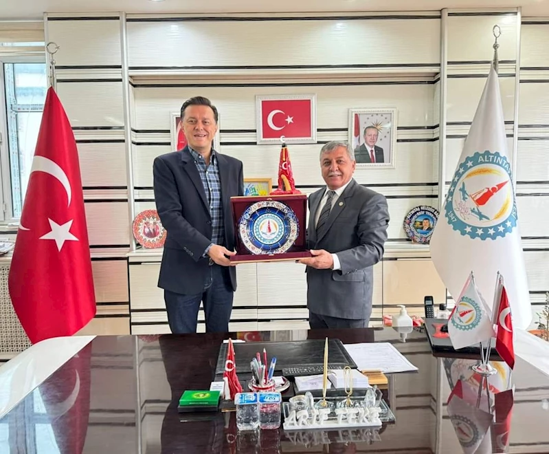 Ak Parti, Eskişehir Milletvekilimiz, Sn. Nebi Hatipoğlu Belediyemizi ziyaret ettiler.