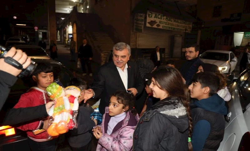 Başkan Beyazgül, Esnafların Yanında