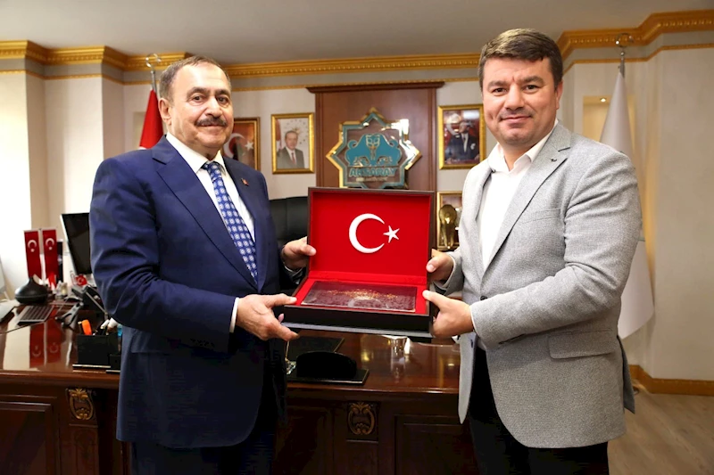 ORMAN VE SU İŞLERİ ESKİ BAKANI VEYSEL EROĞLU, BELEDİYE BAŞKANI DİNÇER’İ ZİYARET ETTİ