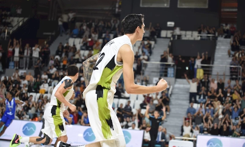 Tarzanlar, Avrupa’da Liderlik İçin Parkeye Çıkacak!
