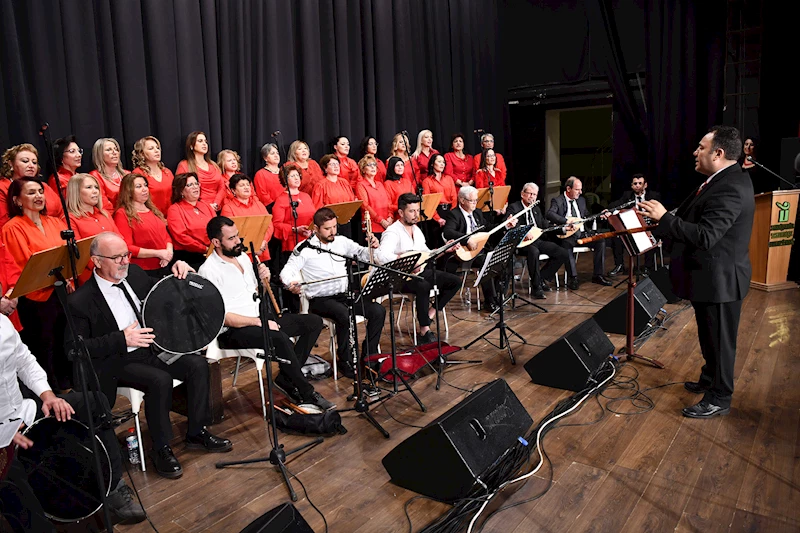 TÜRKÜLER ÖĞRETMENLER İÇİN SÖYLENDİ