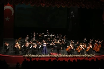 SENFONİ ORKESTRASINDAN GÖRKEMLİ KONSER