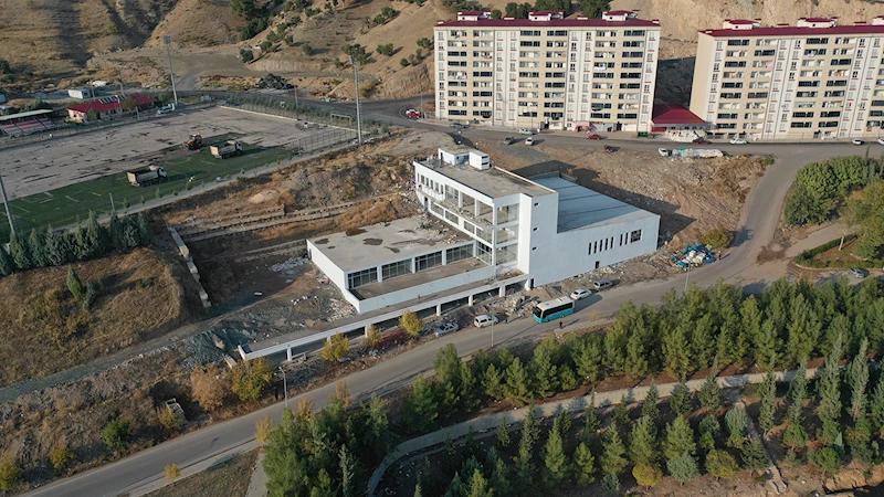 DOĞUKENT SPOR KOMPLESİNDE SONA DOĞRU