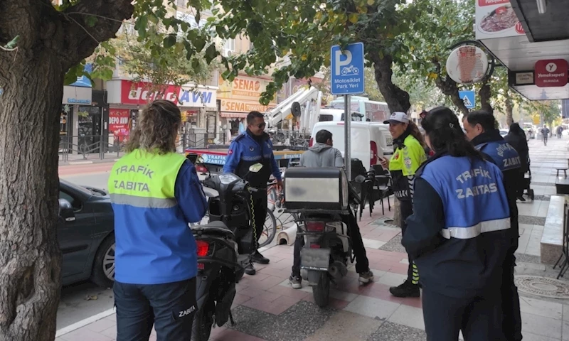 Kaldırım İşgaline Geçit Yok
