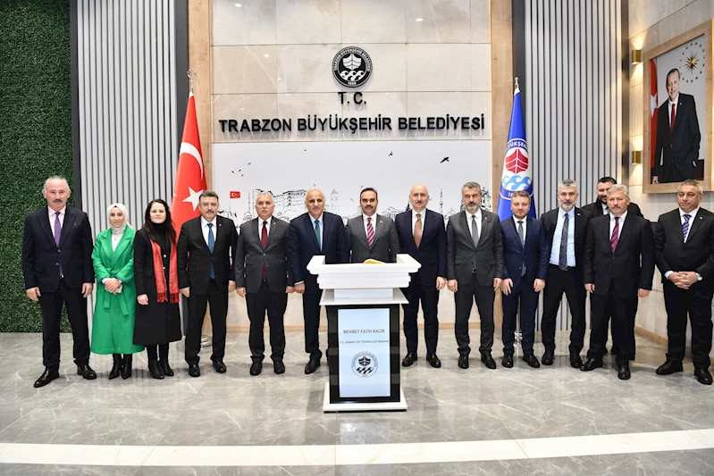 SANAYİ VE TEKNOLOJİ BAKANI MEHMET FATİH KACIR BÜYÜKŞEHİR’İ ZİYARET ETTİ