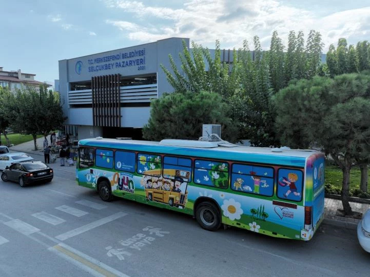 Merkezefendili Çocuklar Oyun Otobüsü