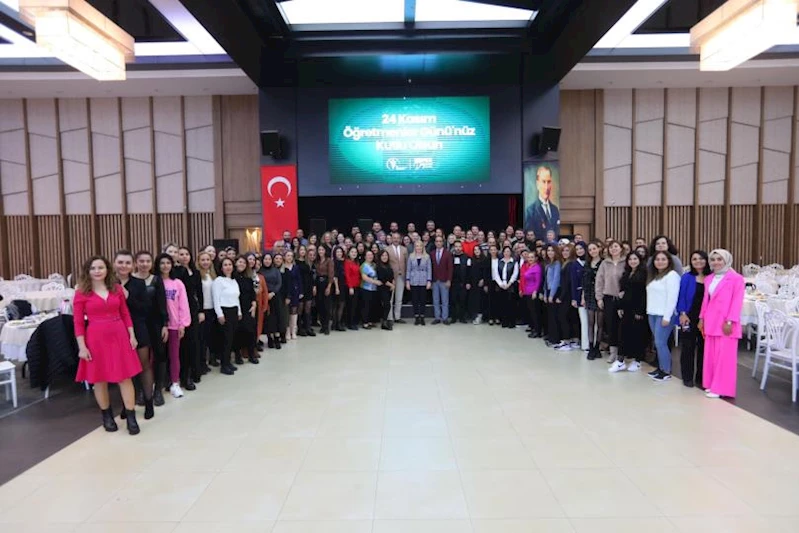 Başkan Doğan, Belediyede Görev Yapan Öğretmenle Bir Araya Geldi