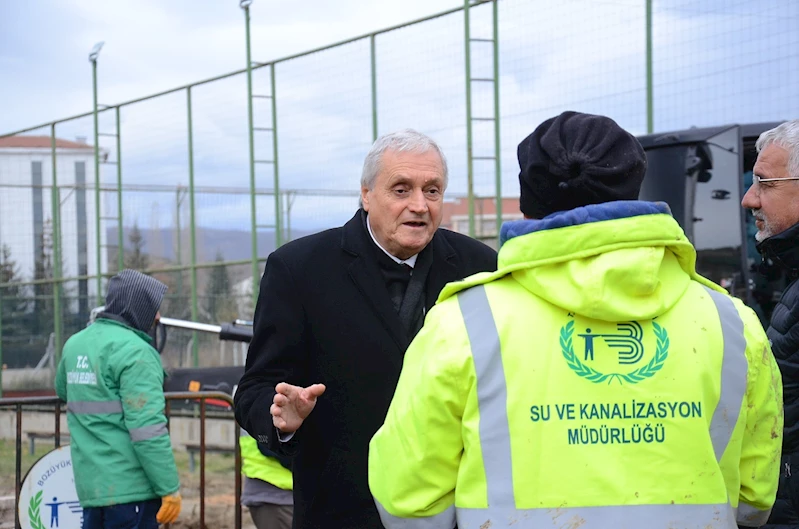 KANAL BOYUNDA KANALİZASYON HATTINDA YENİLEME