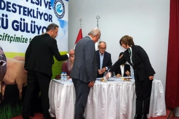 ALPU’DA KÜÇÜK ÇİFTÇİYE NOTER HUZURUNDA DESTEK