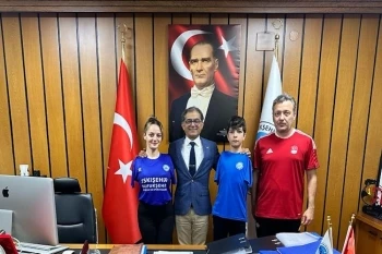 MİLLİ GURURLARIMIZ MISIR’DA OLİMPİYAT İÇİN YÜZECEKLER