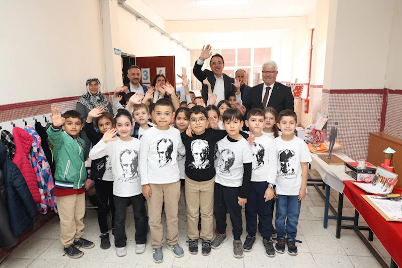 Başkan Savran 19 Mayıs İlkokulu Öğrencileri Tarafından Hazırlanan Sergiyi Gezdi