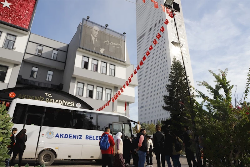AKDENİZLİ ÖĞRENCİLER SINAV STRESİNDEN SİNEMA İLE UZAKLAŞTI