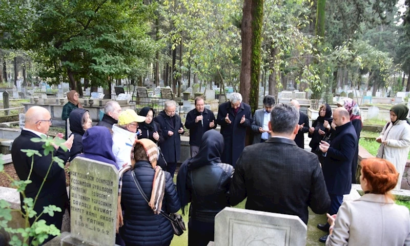 Müftü Alim Efendi Mezarı Başında Anıldı