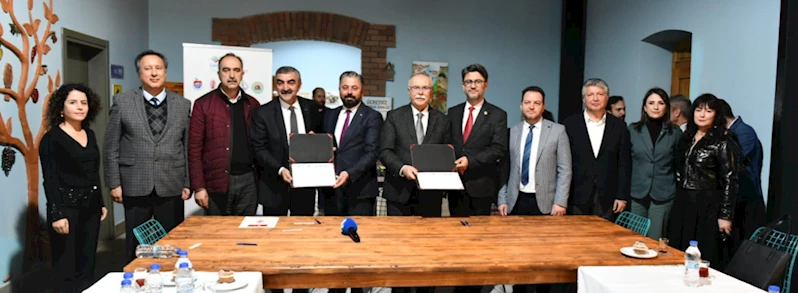 Web Tabanlı Çiftçi Akademisi Projesinin Protokol İmza Töreni Gerçekleşti