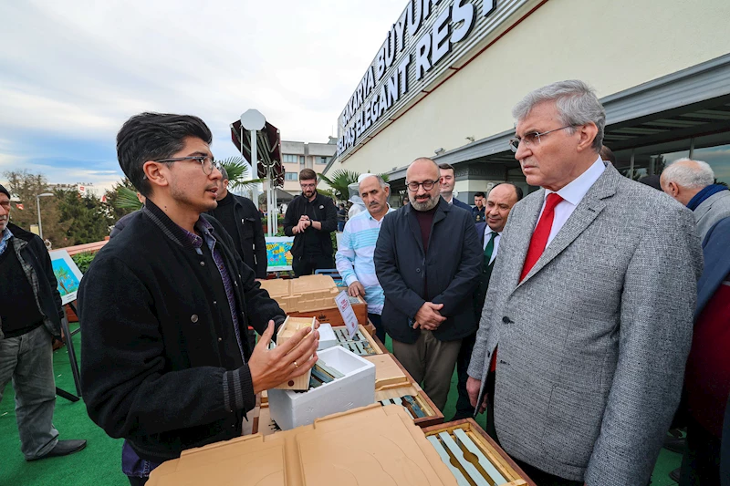 Büyükşehir arıcılar için elini taşın altına koyuyor: “Doğa ve insan için desteğe devam edeceğiz”