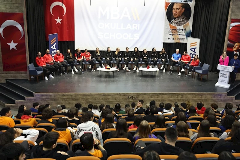 Öğrencilerden Nilüfer’in sultanlarına büyük ilgi