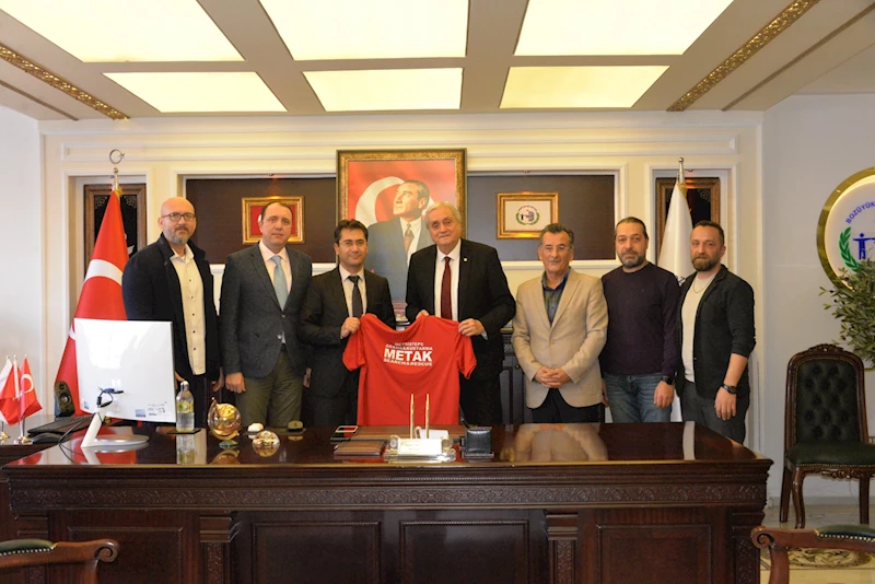 - BAŞKAN BAKKALCIOĞLU, METRİSTEPE ARAMA VE KURTARMA DERNEĞİ’Nİ MAKAMINDA AĞIRLADI