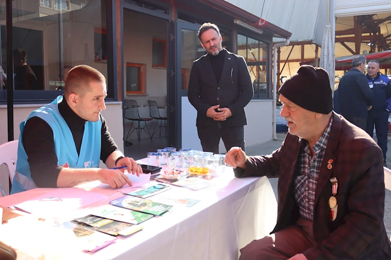 İZMİT BELEDİYESİ ‘SEN ANLAT İZMİT’ İLE YEŞİLOVA SAKİNLERİNİ DİNLEDİ