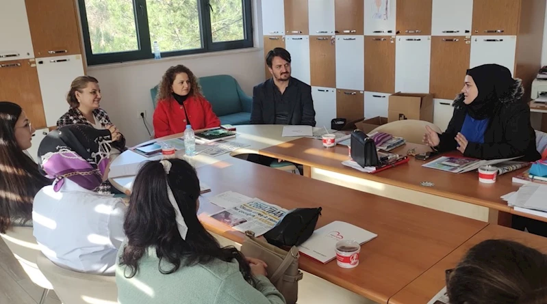 KÜBRA ÖĞRETMEN’DEN HÜRRİYET’E KREŞ TEŞEKKÜRÜ ‘MESLEĞİME SİZİN SAYENİZDE BAŞLADIM’