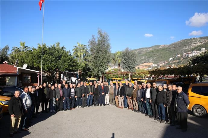 BAŞKAN YÜCEL TAKSİCİ ESNAFLARIN KONUĞU OLDU