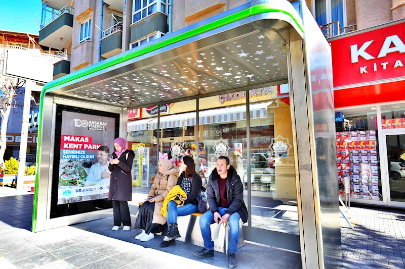 ÜCRETSİZ İNTERNET, ENGELLİ ARAÇLARI ŞARJ VE HALK OTOBÜSLERİNİN TAKİBİ ARTIK AKILLI DURAKLARLA MÜMKÜN...