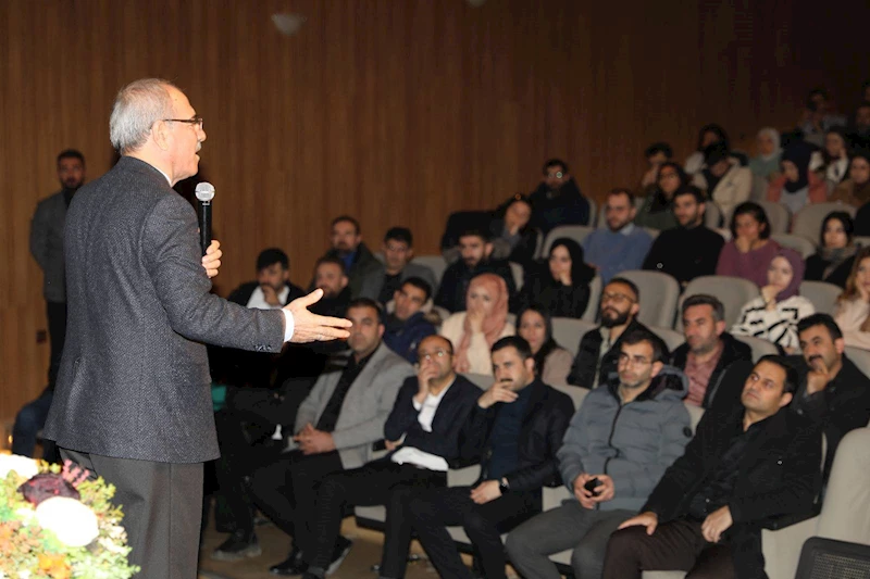 AKADEMİSYEN YAZAR PROF. DR. HALİT ERTUĞRUL İPEKYOLU’NDA KONFERANS VERDİ
