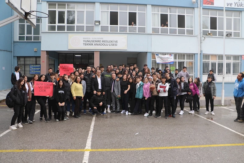 Potanın Tarzanları, Öğrencilerle Buluştu