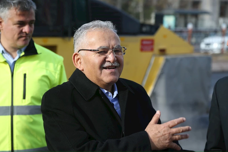 Başkan Büyükkılıç, 15 Milyon TL’lik Erkilet Bulvarı Asfalt Yenileme Çalışmasını İnceledi