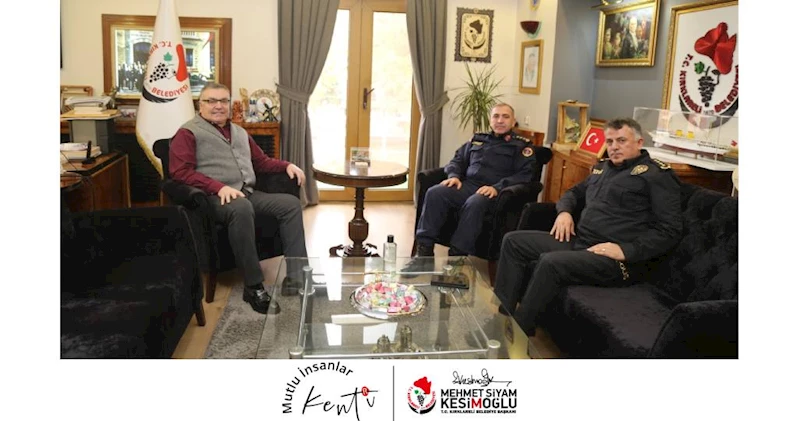 Kesimoğlu’na protokolden ‘geçmiş olsun’ ziyareti