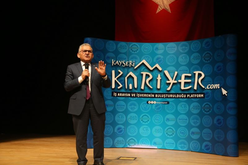 Büyükşehir’in Kayseri Kariyer Merkezi, İş Arayan Depremzedelere Kucak Açtı