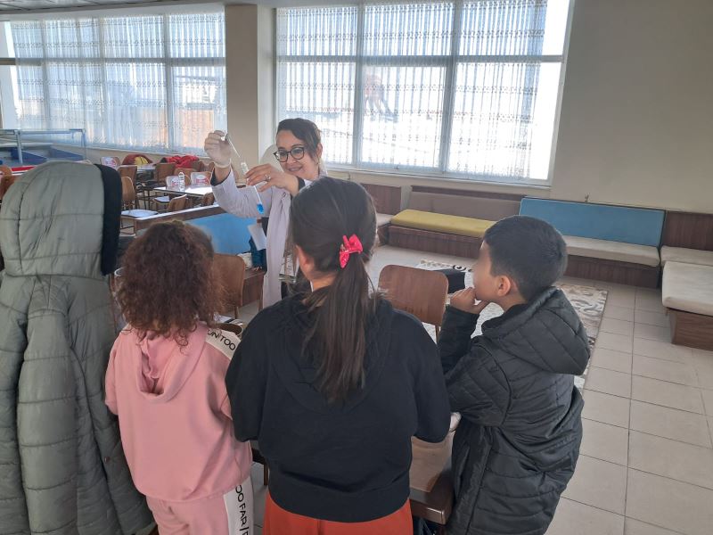 Büyükşehir’in Bilim Merkezi’nden Depremzede Çocuklara Moral Etkinliği