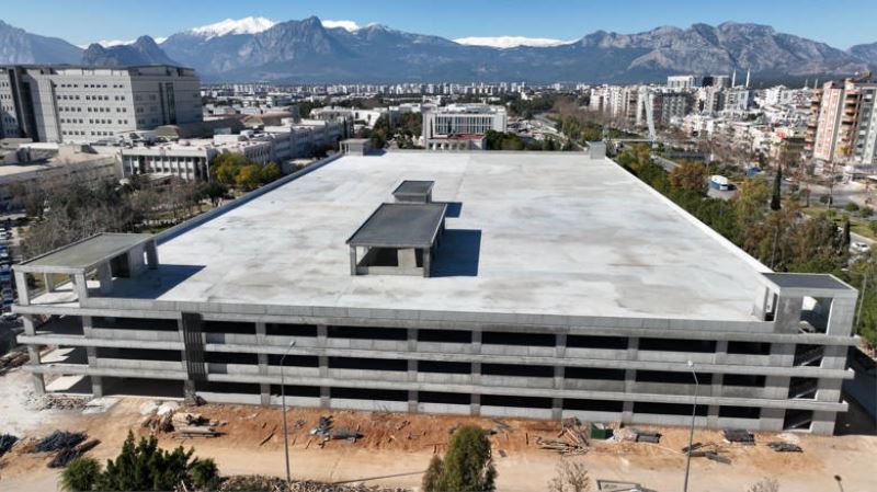 Akdeniz Üniversitesi Katlı Otoparkı’nda Betonarme İmalatı Tamamlandı