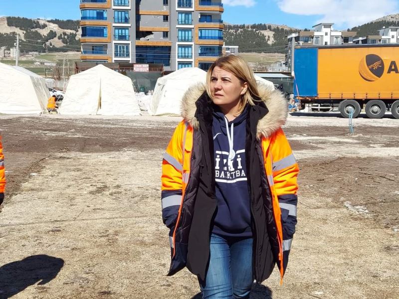 BAŞKAN HÜRRİYET, “DEPREM BÖLGESİNE GIDA DESTEKLERİNİN DEVAM ETMESİ GEREKİYOR”