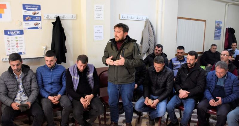 Başkan Özkan, arama kurtarma çalışmalarına katılan ekiplerle buluştu