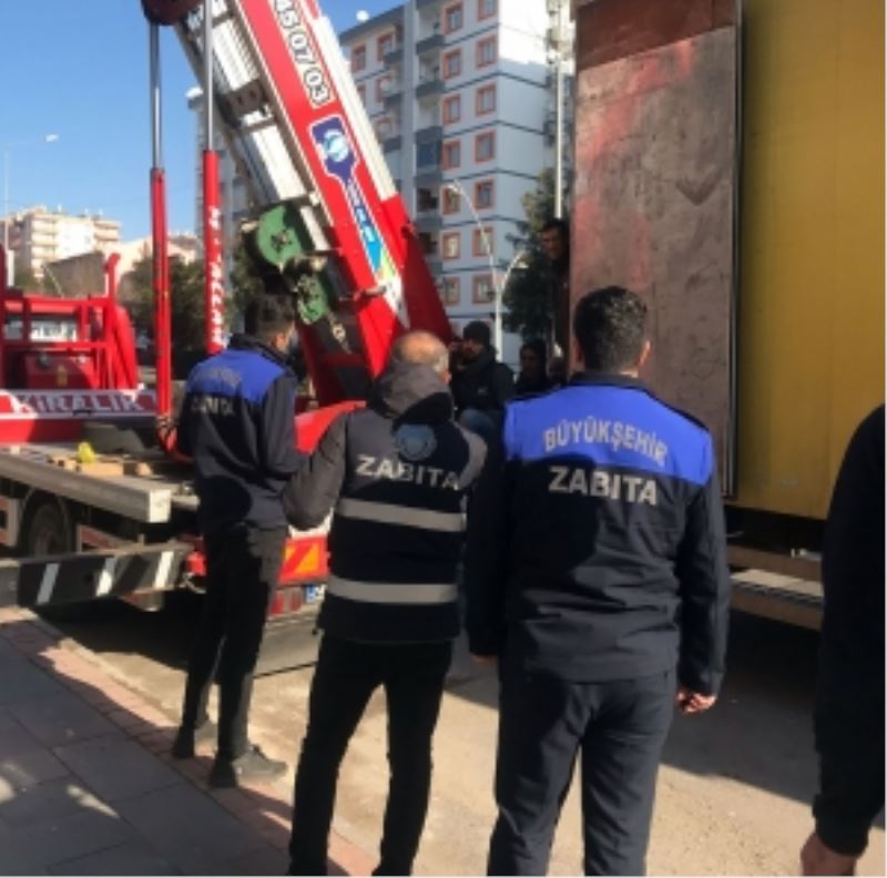 Zabıta fahiş fiyat denetimlerine devam ediyor