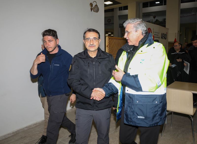 Bakan Dönmez Büyükşehir