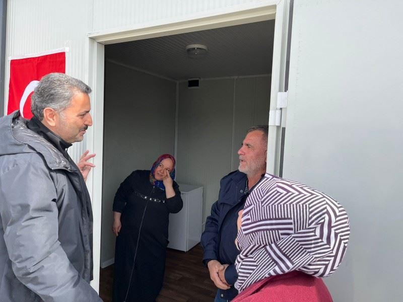 GÖLBAŞI’DA DEPREMZEDELER KONTEYNER KENTE TAŞINMAYA BAŞLADI