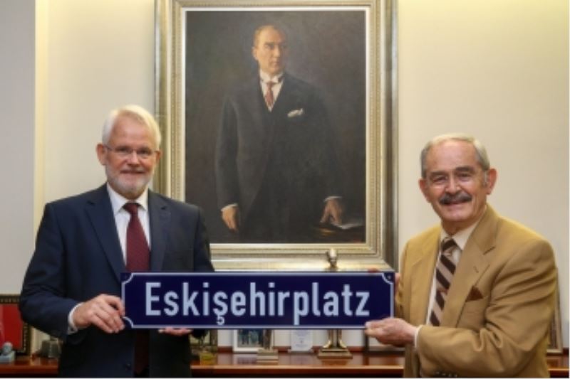 ESKİŞEHİR’İN KARDEŞLİĞİ ÖRNEK OLDU