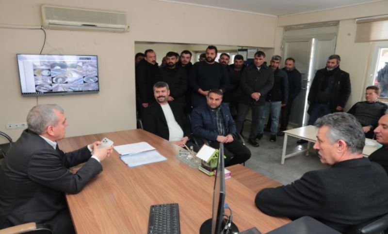 Başkan Beyazgül, ‘’Karla Mücadelede Personellerimizle Sahadayız’’