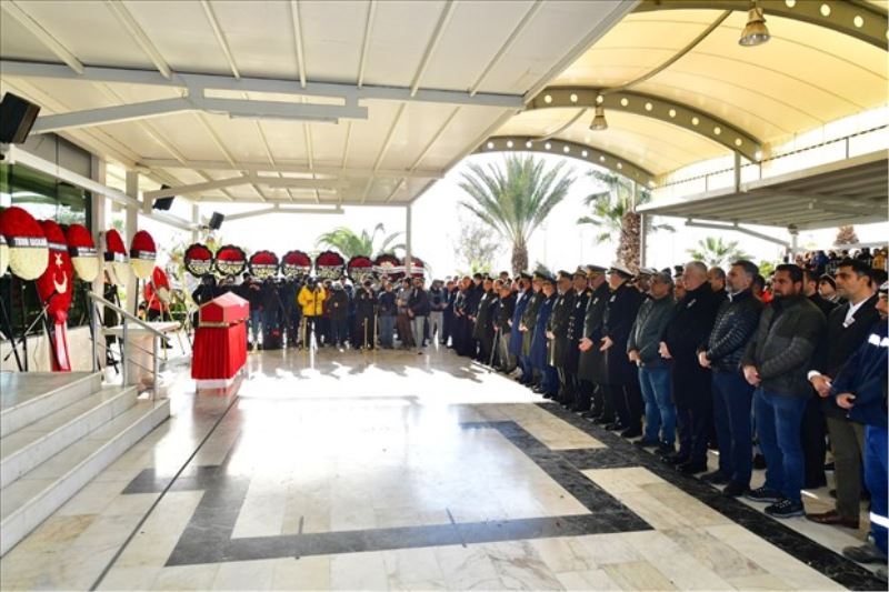 Deprem şehidi Eren Taşkın İzmir’de toprağa verildi