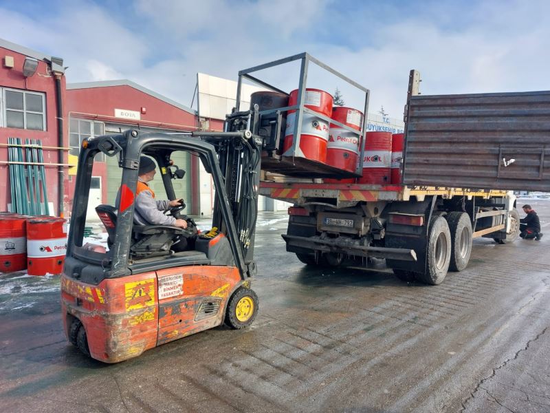 Kayseri Büyükşehir, Varilleri Sobaya Dönüştürüp, Depremzedelere Gönderdi